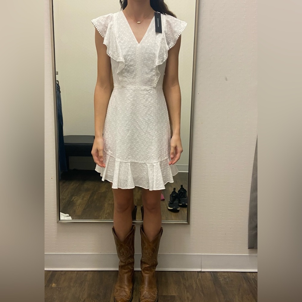 BCBG Max Azaria, purchased at Sack’s 5th Ave. worn once. Super cute!